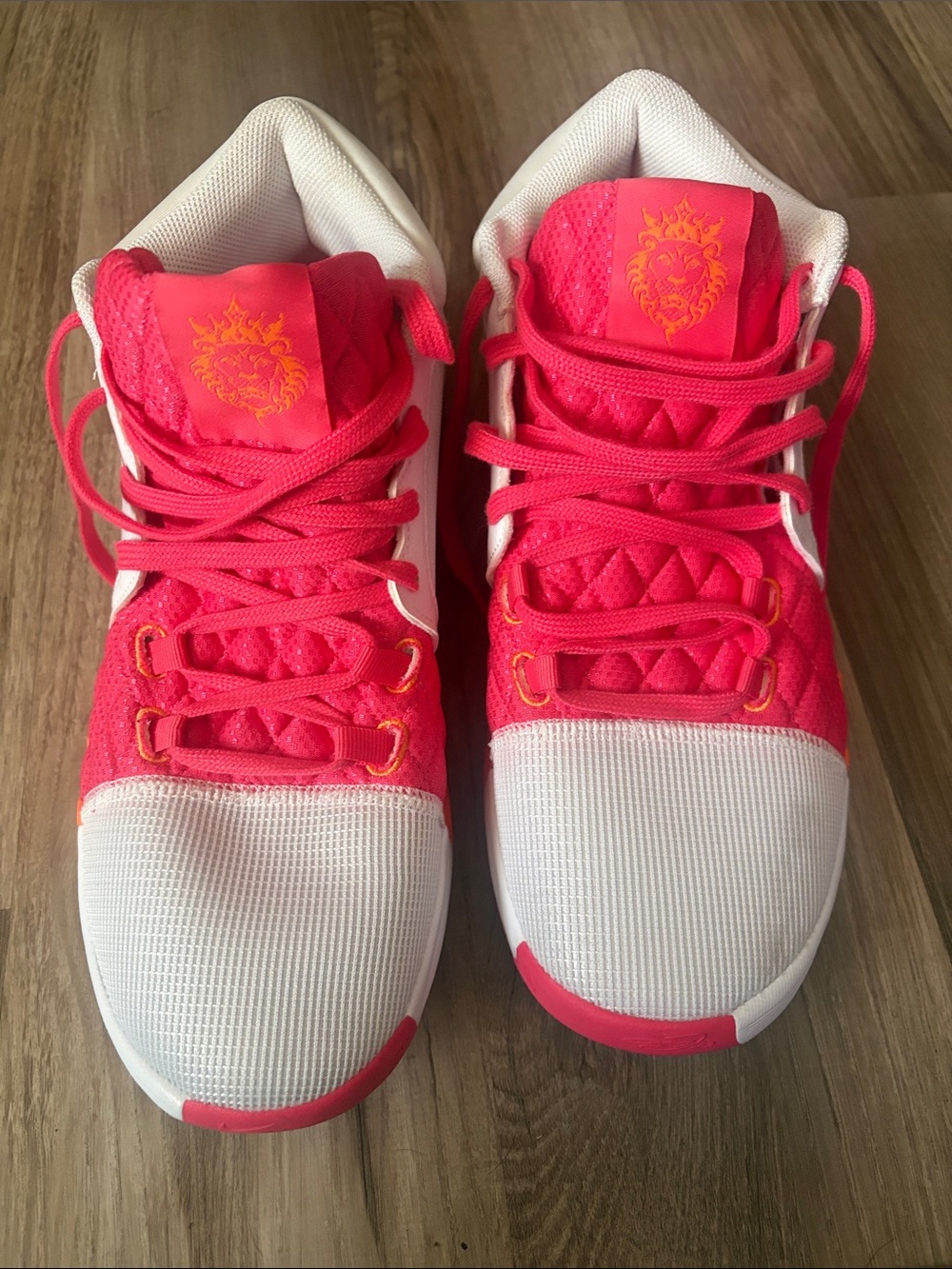 Men’s LeBron James Pink and White Athletic Sneakers - Stylish Everyday Comfort